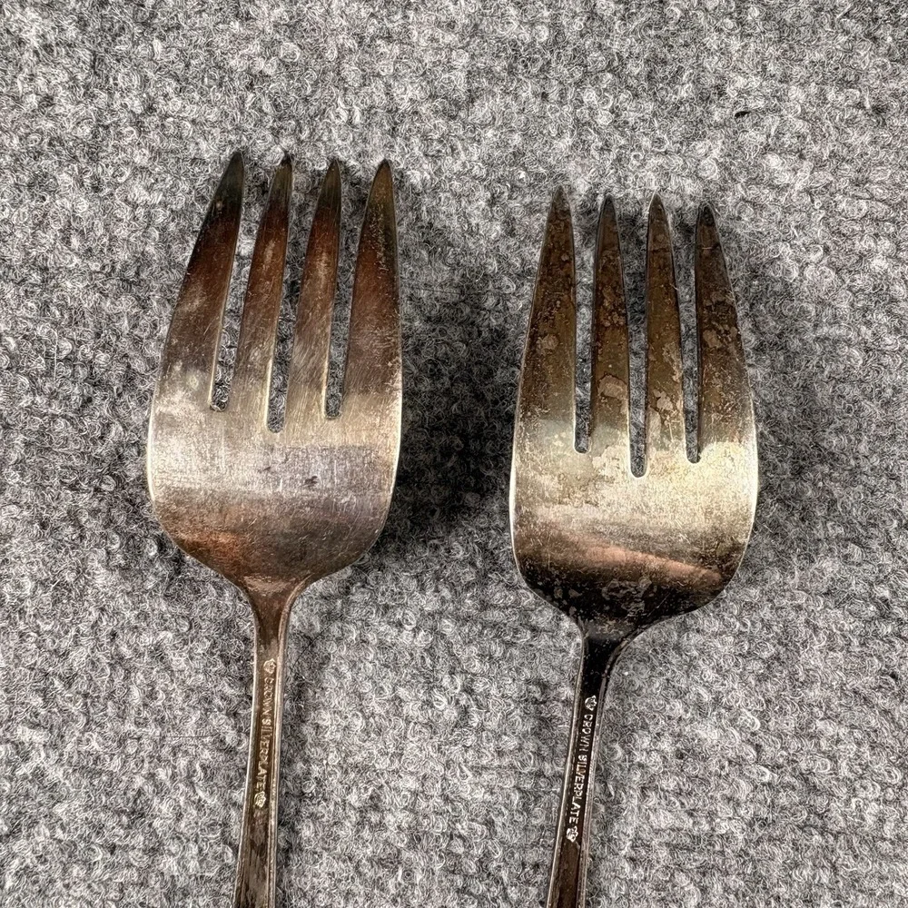 2 Vintage International Silver Radiance Meat Serving Fork Crown Silverplate 8.5